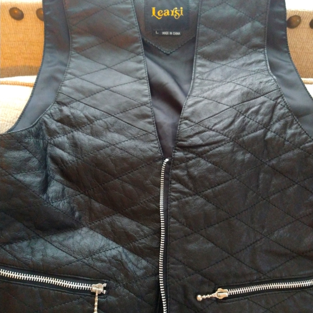 🚨Learsi Black Genuine Leather Vest